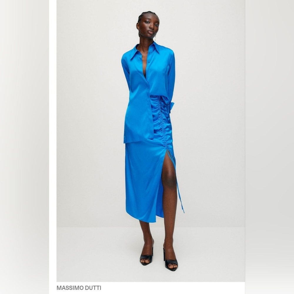 Massimo Dutti Blue midi skirt